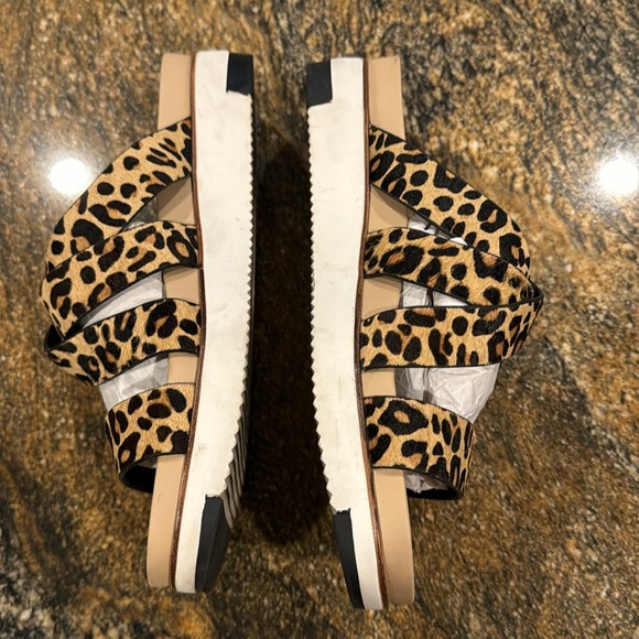 Sam Edelman Woman's size 8 leopard print 1.5" heel, straps are faux leopard skin - Picture 2 of 6